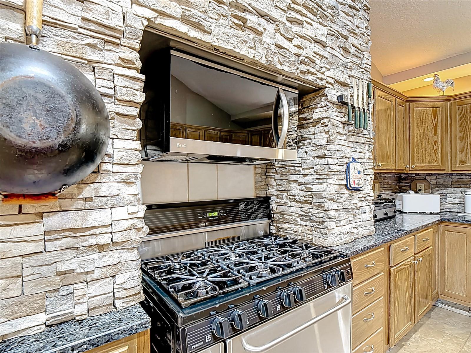 SMALL FARMS - Residential