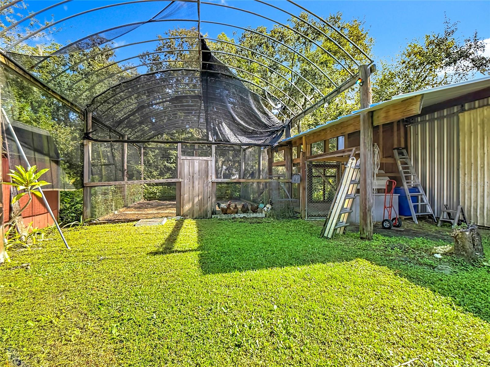 SMALL FARMS - Residential