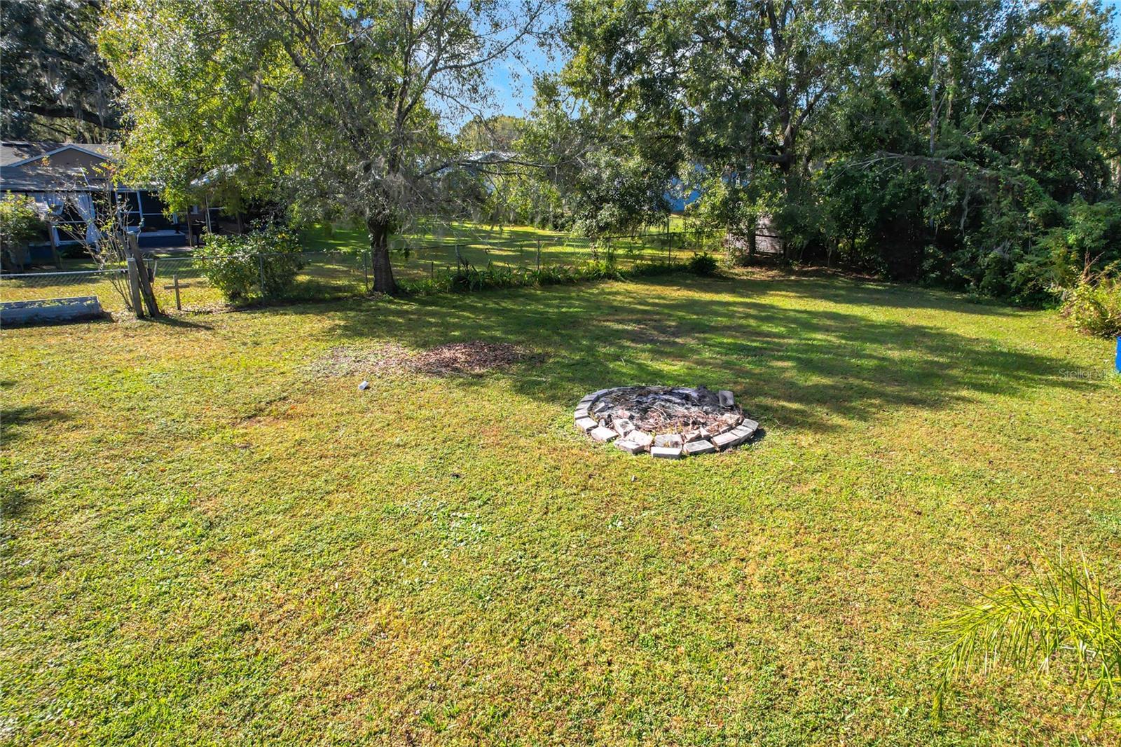 SMALL FARMS - Residential