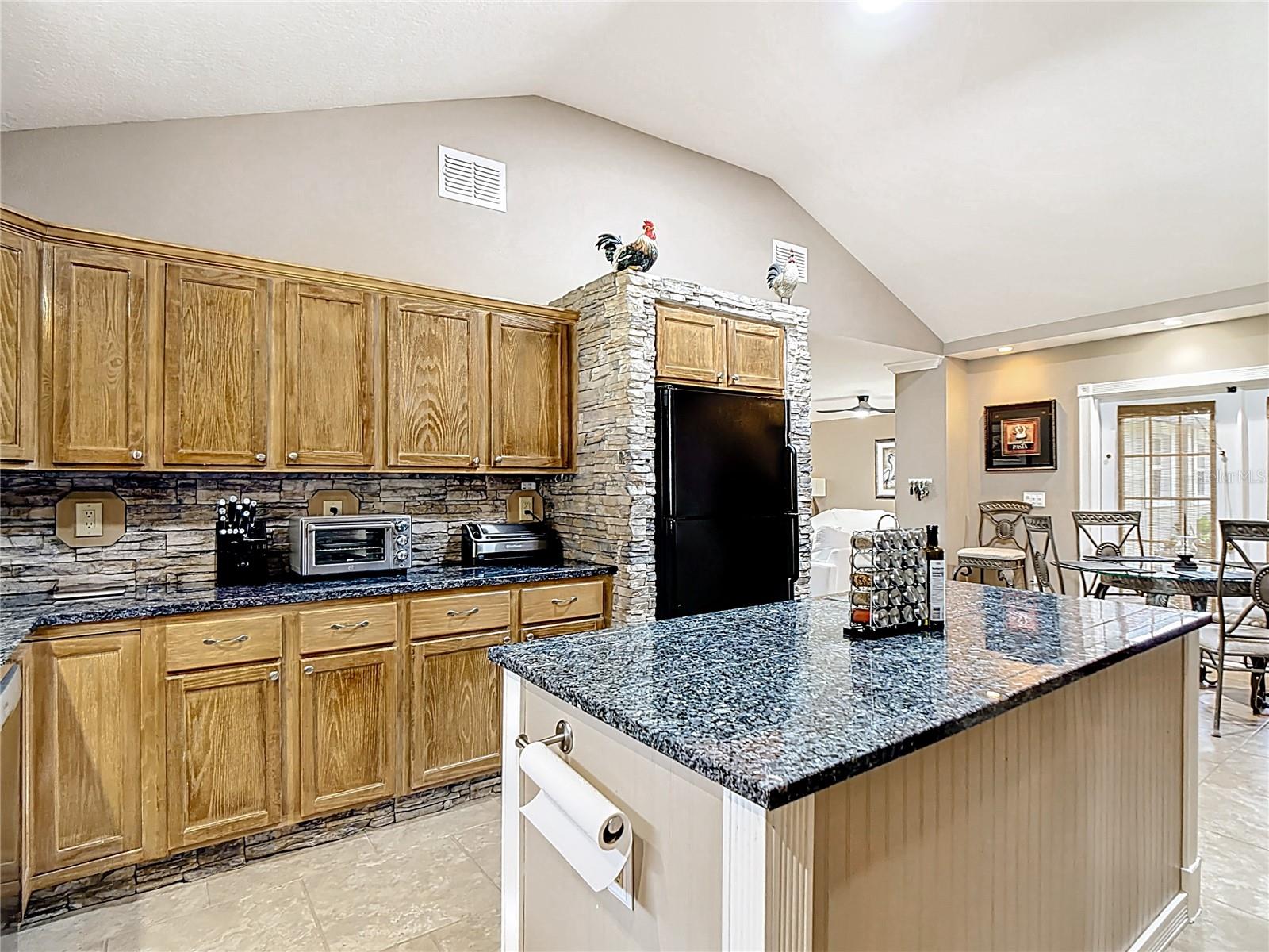 SMALL FARMS - Residential