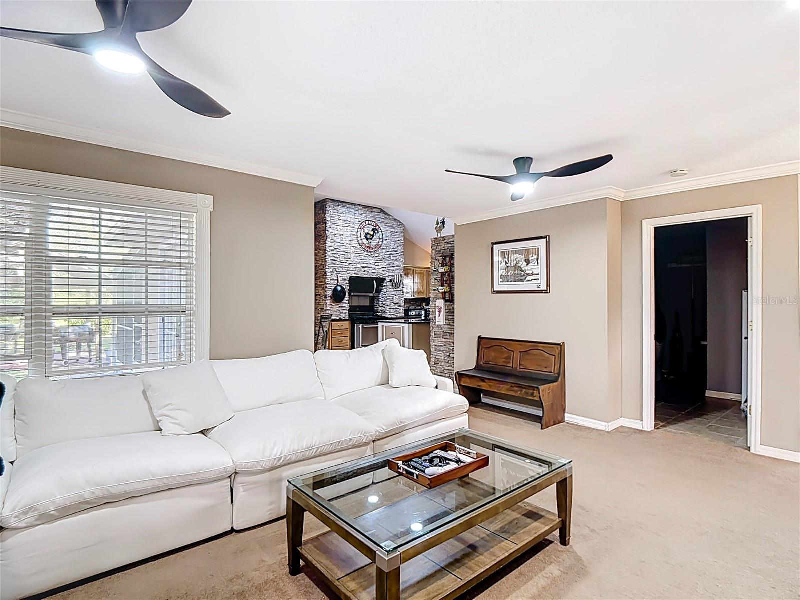 SMALL FARMS - Residential