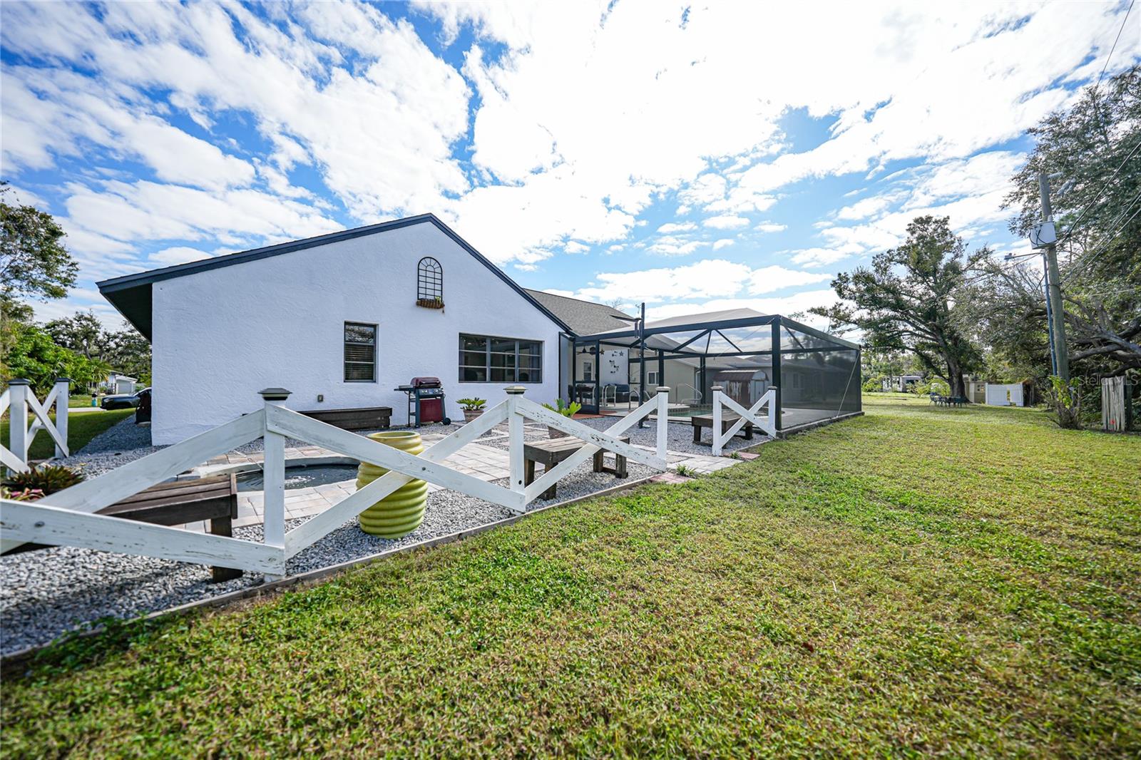 Photo 40 of 50 of 1573 FARADAY STREET house