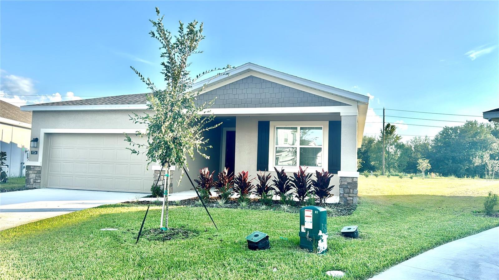 Welcome to 924 Harold Pass, a stunning Brand New 3 Bedrooms + office, 2 bathroom home located in the brand new community Peace Creek Reserve in the heart of Winter Haven, FL. This spacious open floor plan home is perfect for those looking for a modern and comfortable living space. The brand new community will feature a pool, cabana, and playground for residents to enjoy. Don't miss out on the opportunity to make this beautiful house your new home. Contact us today to schedule a tour!
Home features an extended backyard!
Main house is completely private and does not connect to the Annex Suite.
** $2000 does not include the in-law - Annex suite.
The small apartment is also available. Ask for Price!!