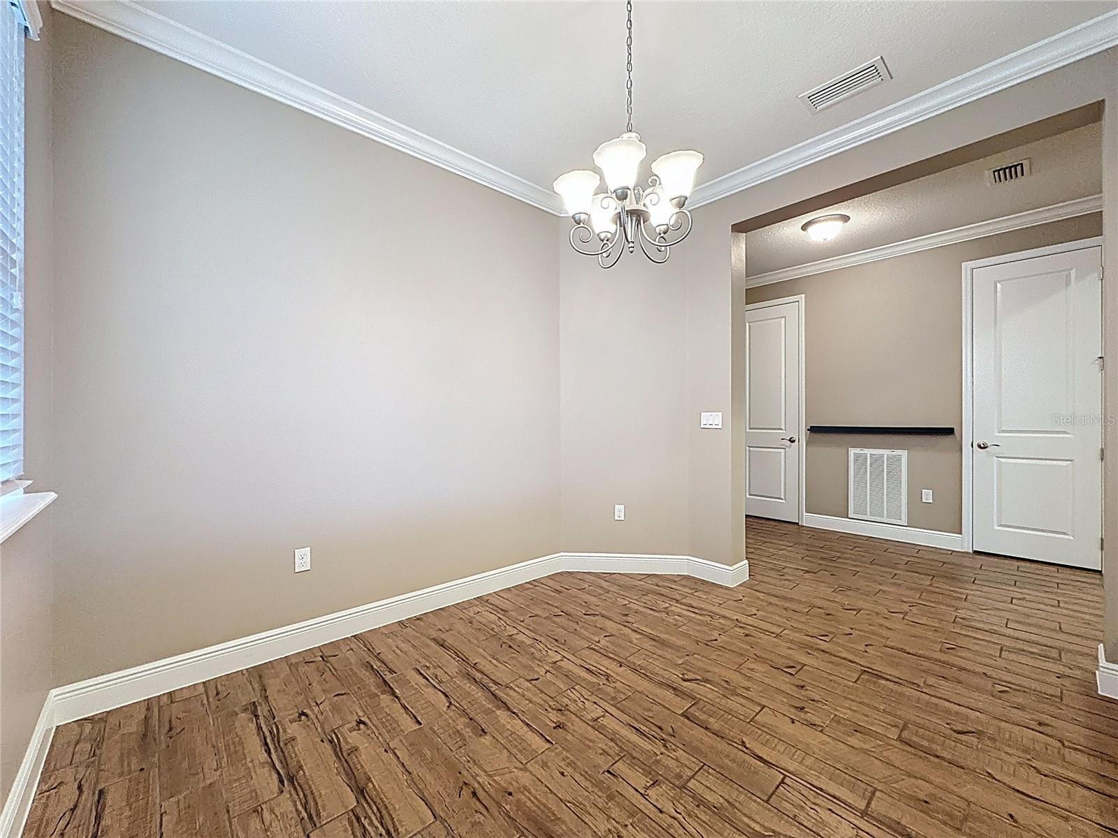 CASCADES OF GROVELAND (TRILOGY) - Residential