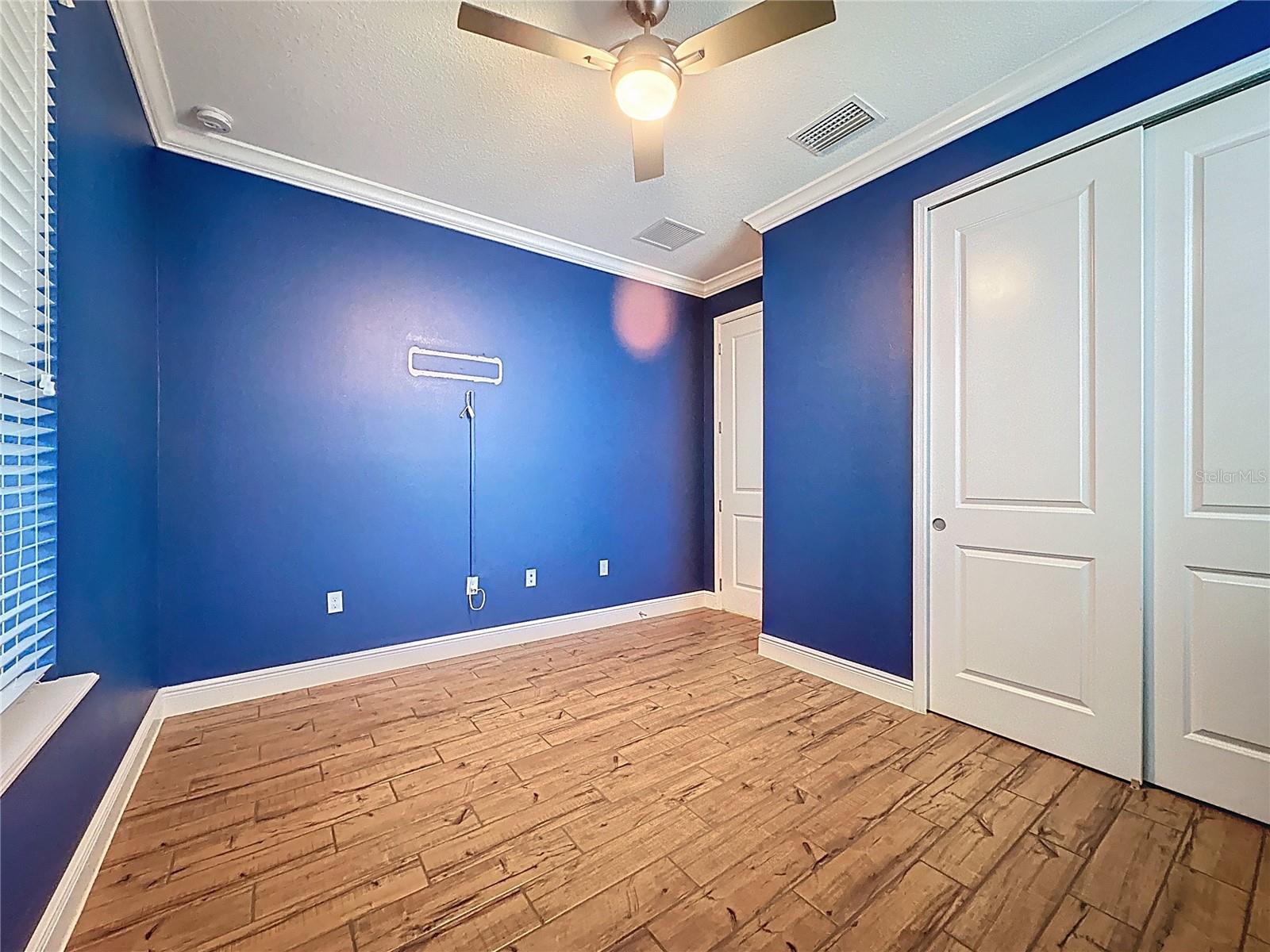 CASCADES OF GROVELAND (TRILOGY) - Residential