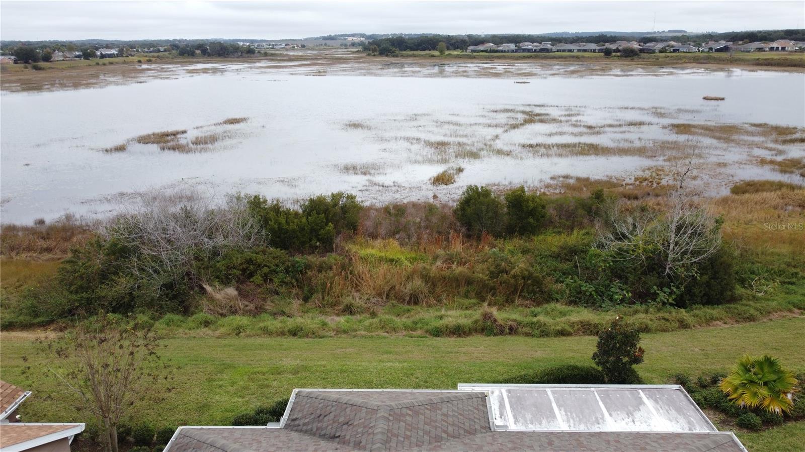 CASCADES OF GROVELAND (TRILOGY) - Residential