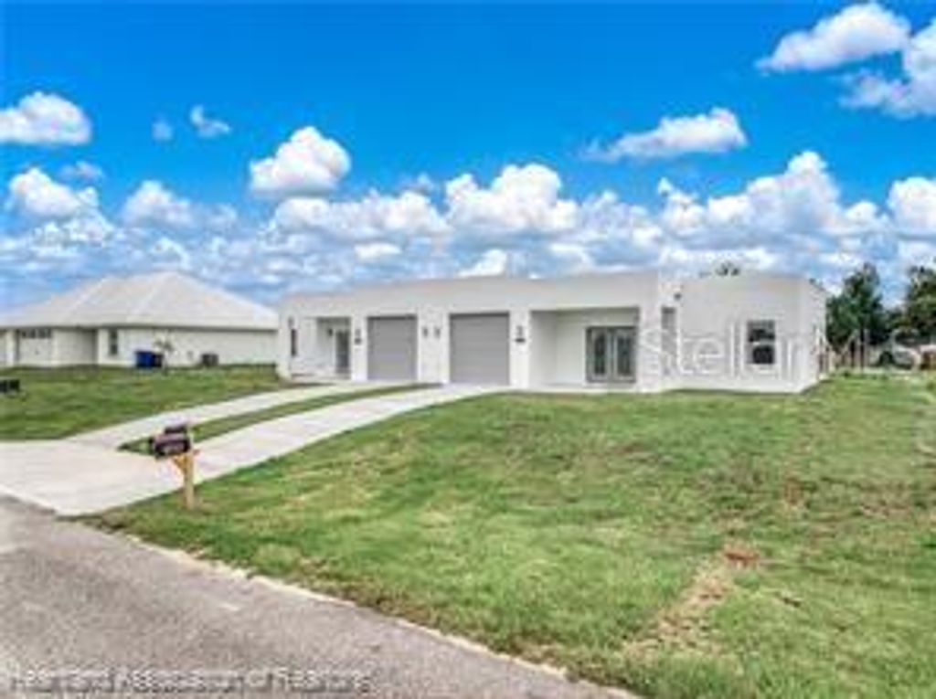 Photo of 8235 Cozumel Lane, Sebring, FL 33876 (MLS # A4689111)