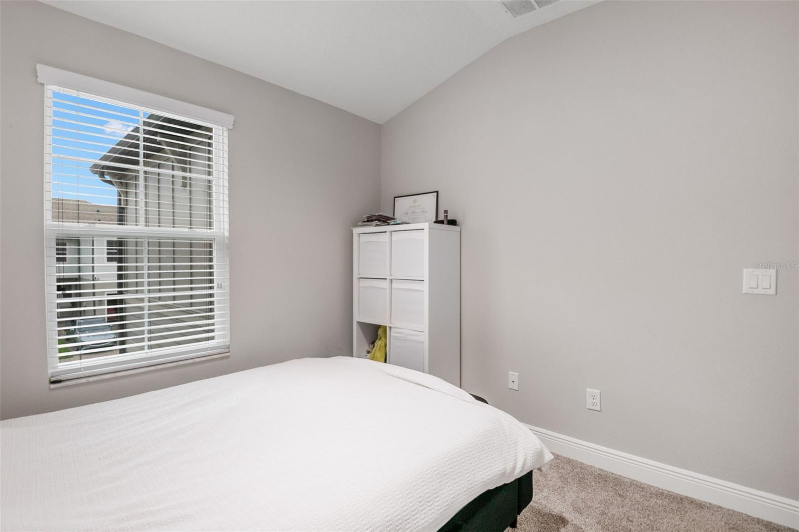 TOWNS AT BELLEAIR GROVE - Residential Lease