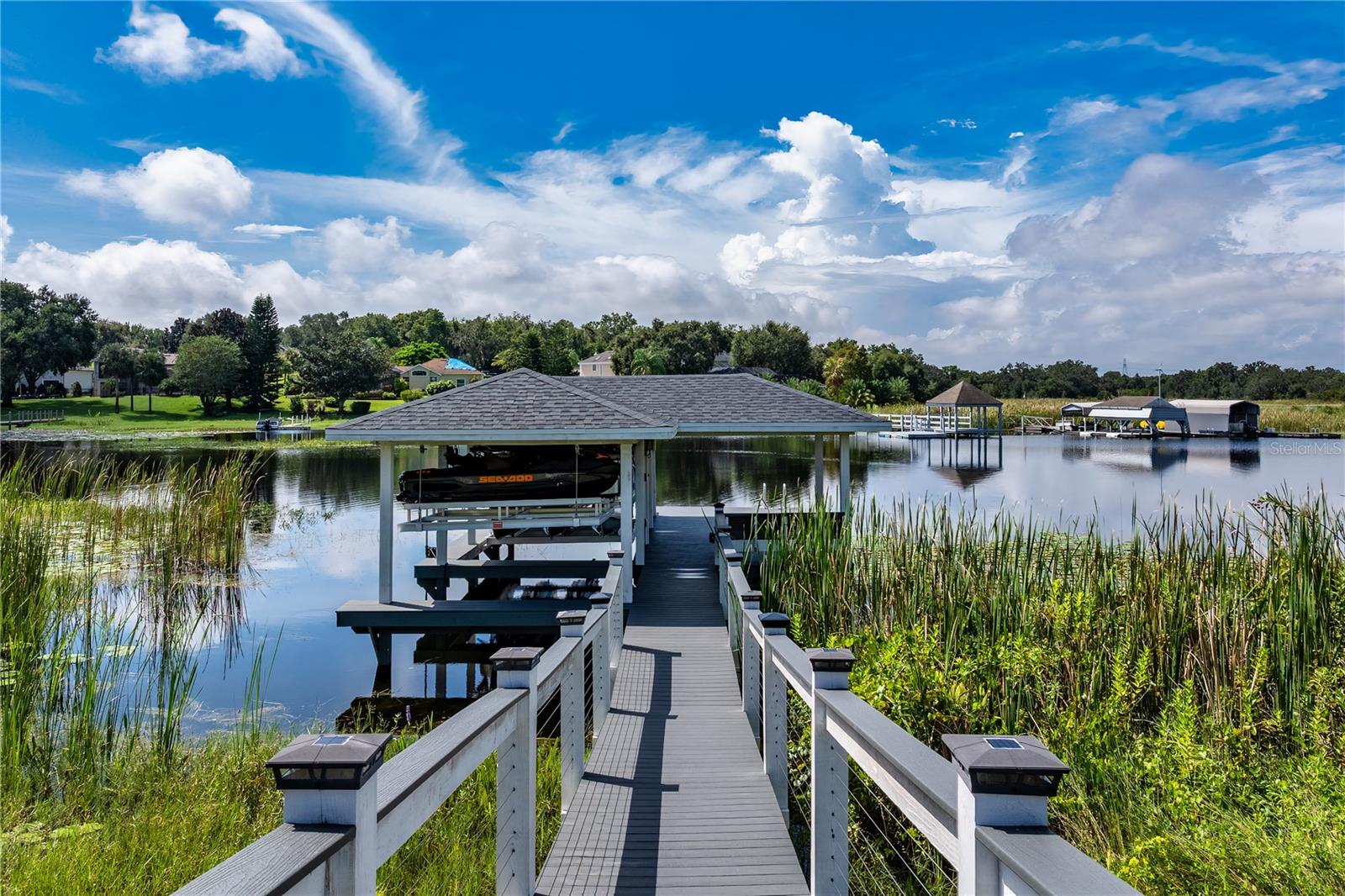 JOHNS LAKE LNDG PH 5 - Residential