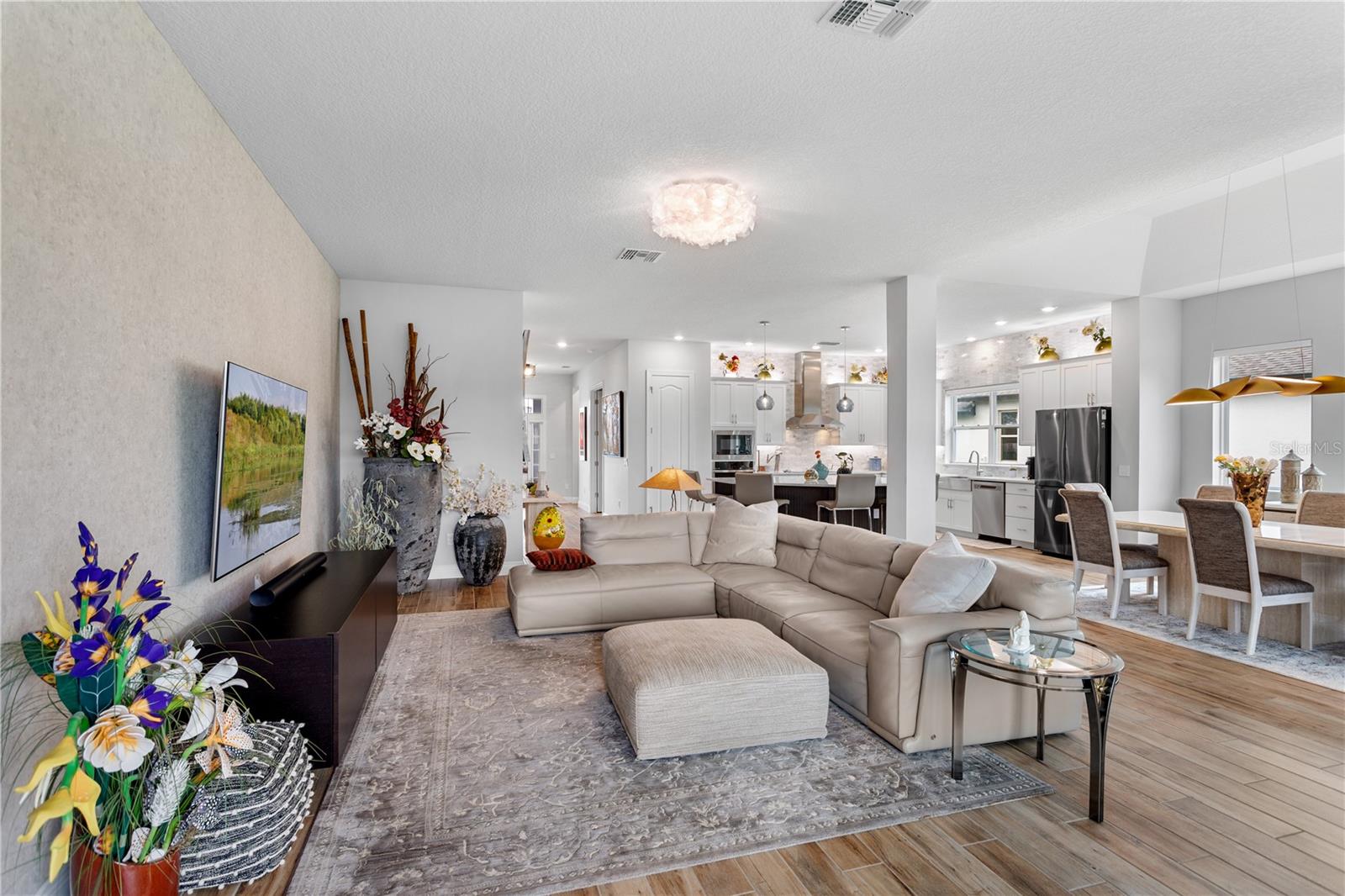 JOHNS LAKE LNDG PH 5 - Residential