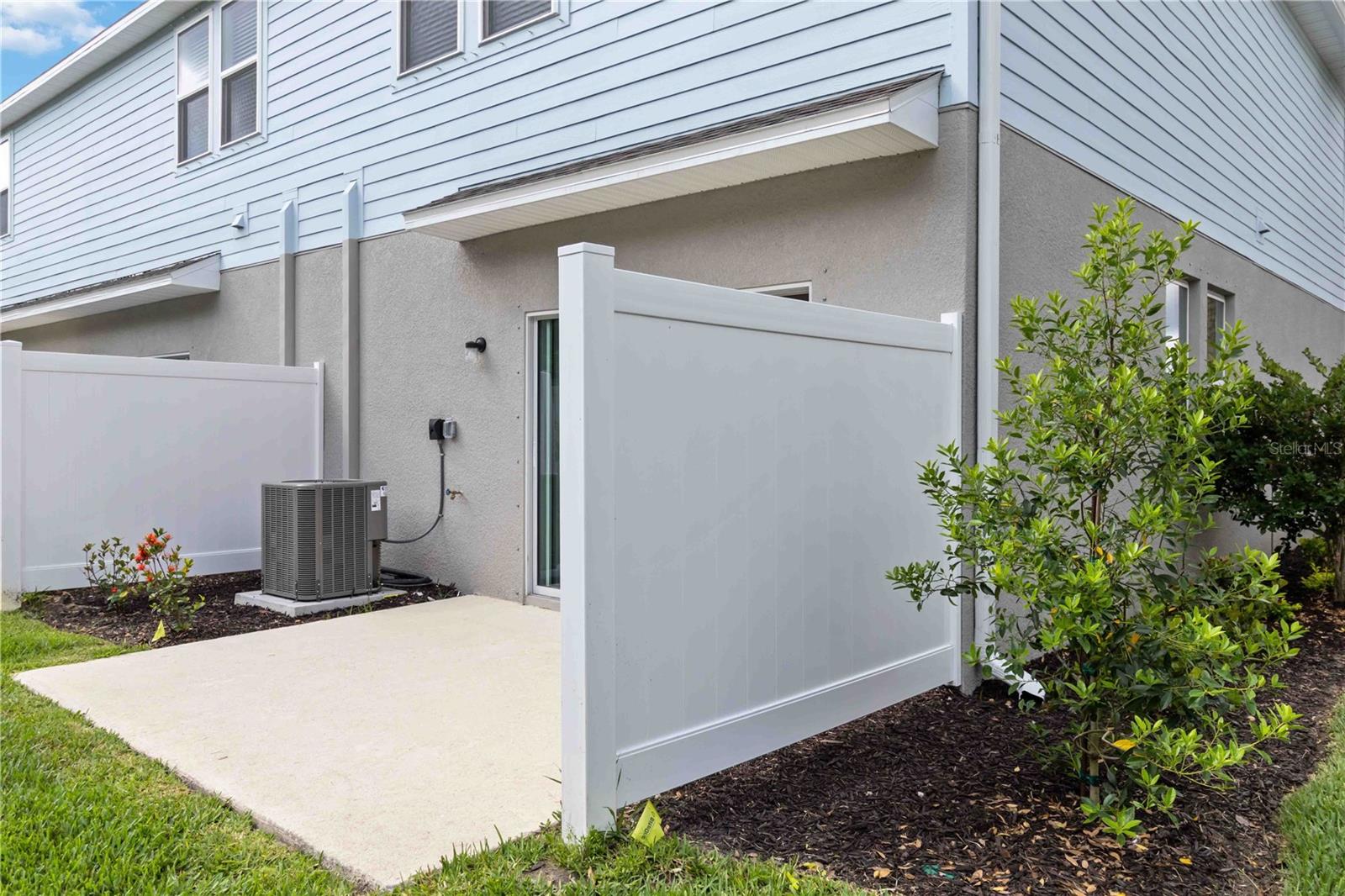 SKYE RANCH NBRHD 2 TWNHMS NORT - Residential