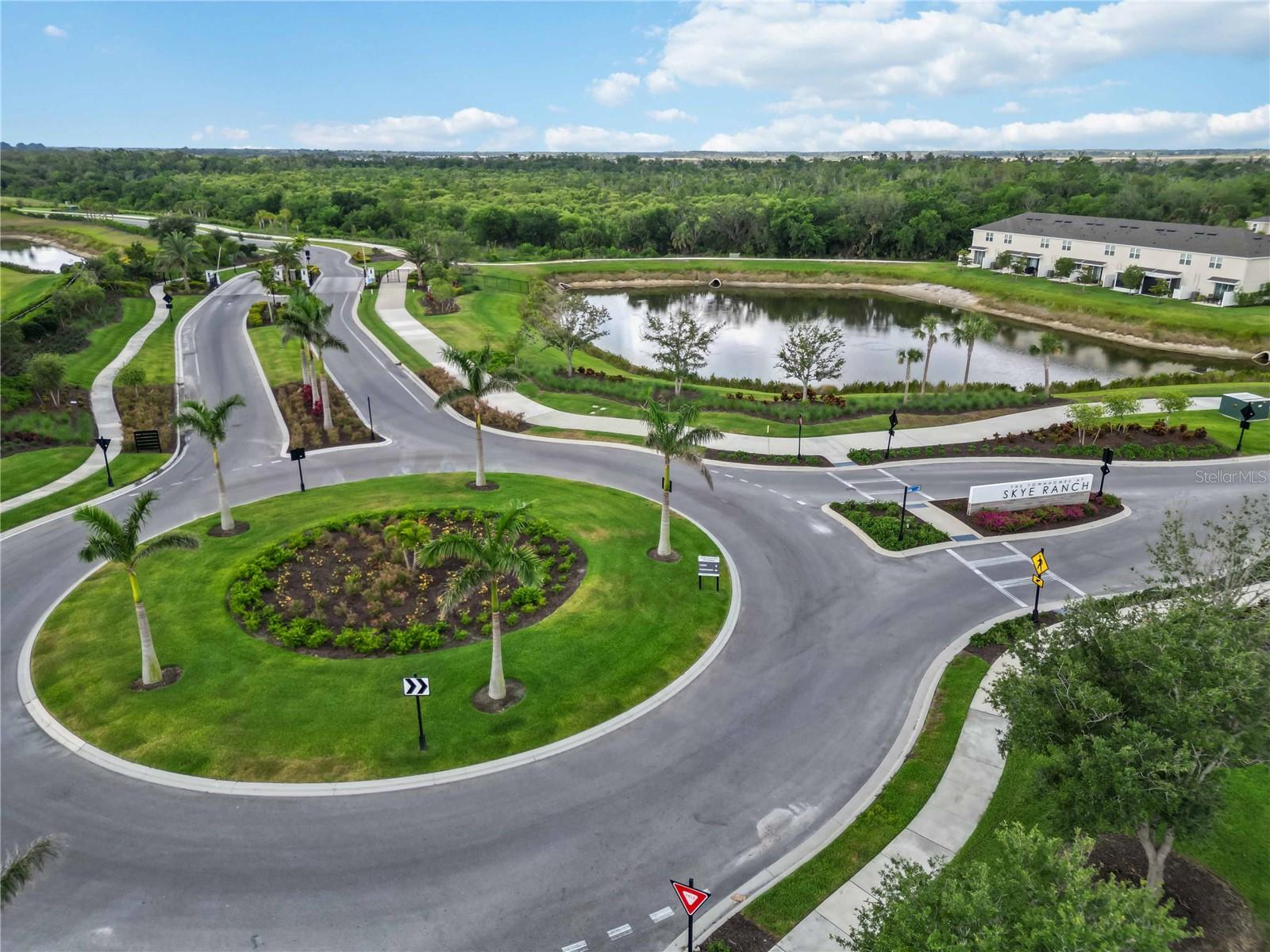 SKYE RANCH NBRHD 2 TWNHMS NORT - Residential