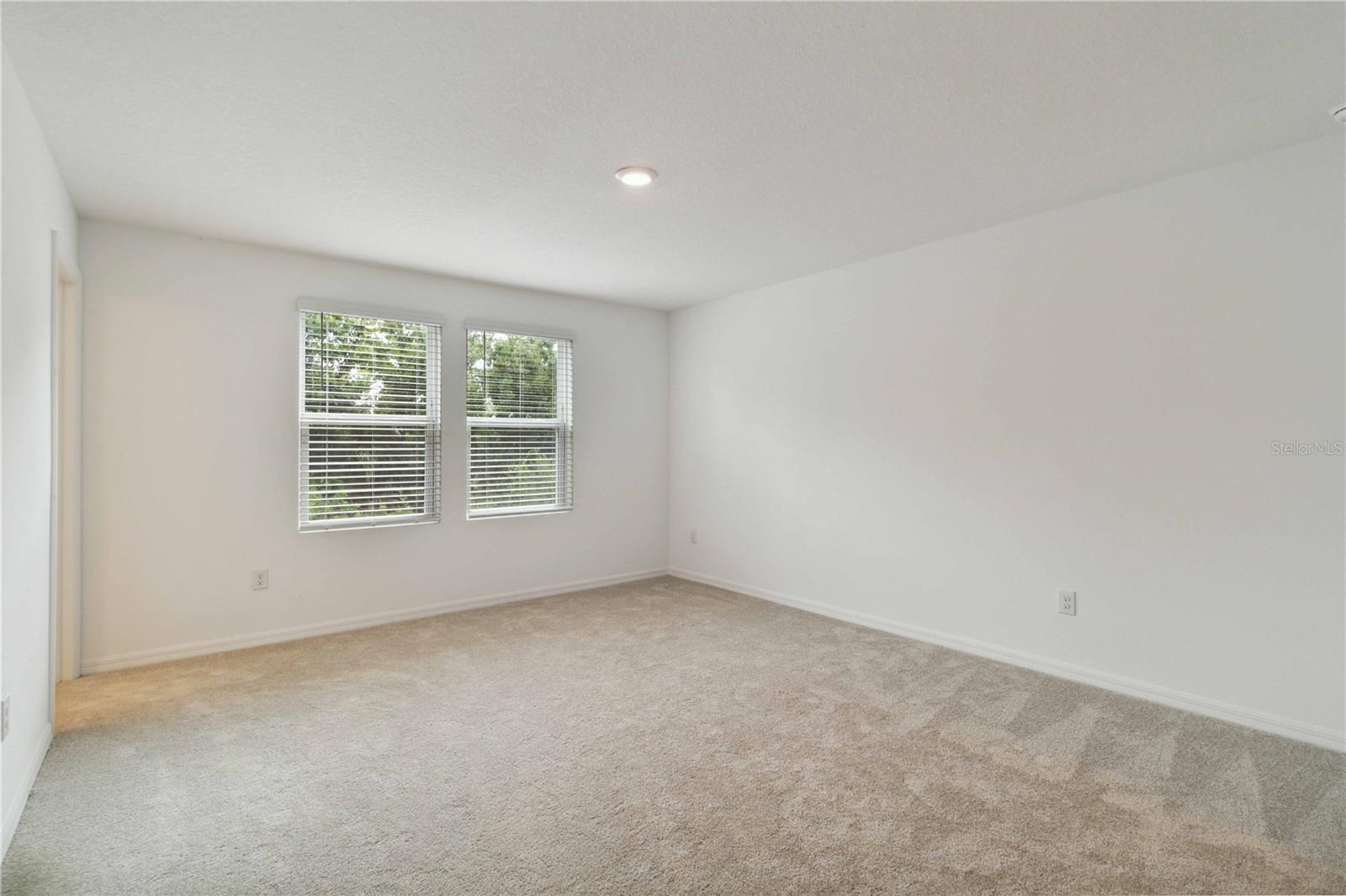 SKYE RANCH NBRHD 2 TWNHMS NORT - Residential