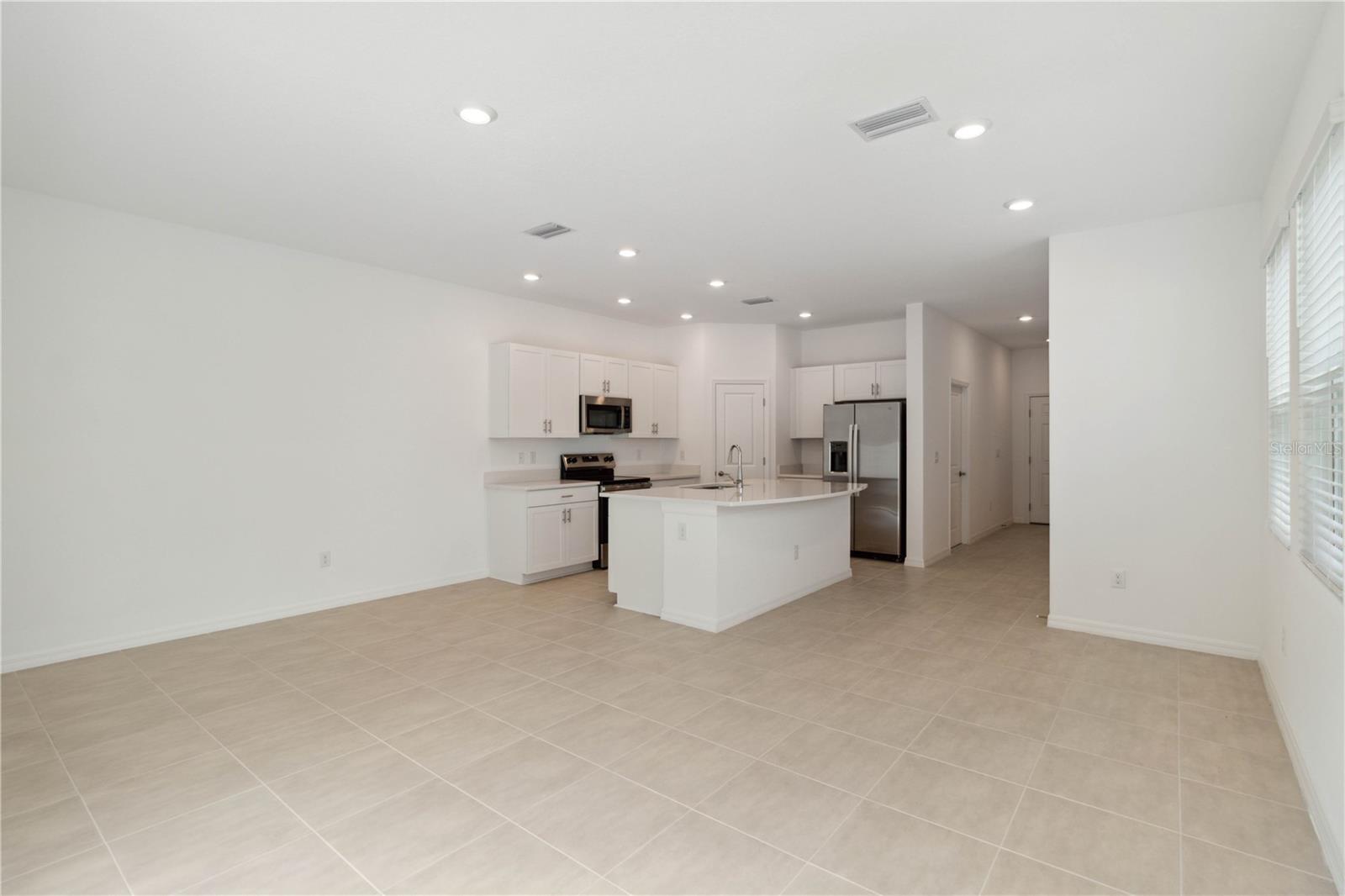 9064 DRIVEN SNOW STREET