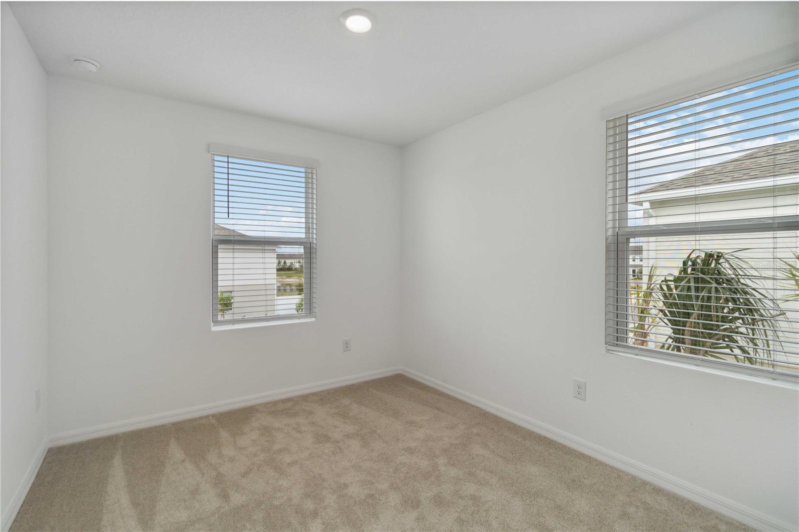 SKYE RANCH NBRHD 2 TWNHMS NORT - Residential