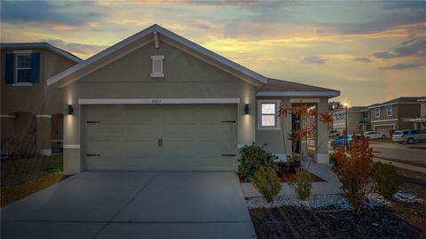 Photo of 3503 Diamond Leaf Court, Valrico, FL 33594 (MLS # TB8492816)