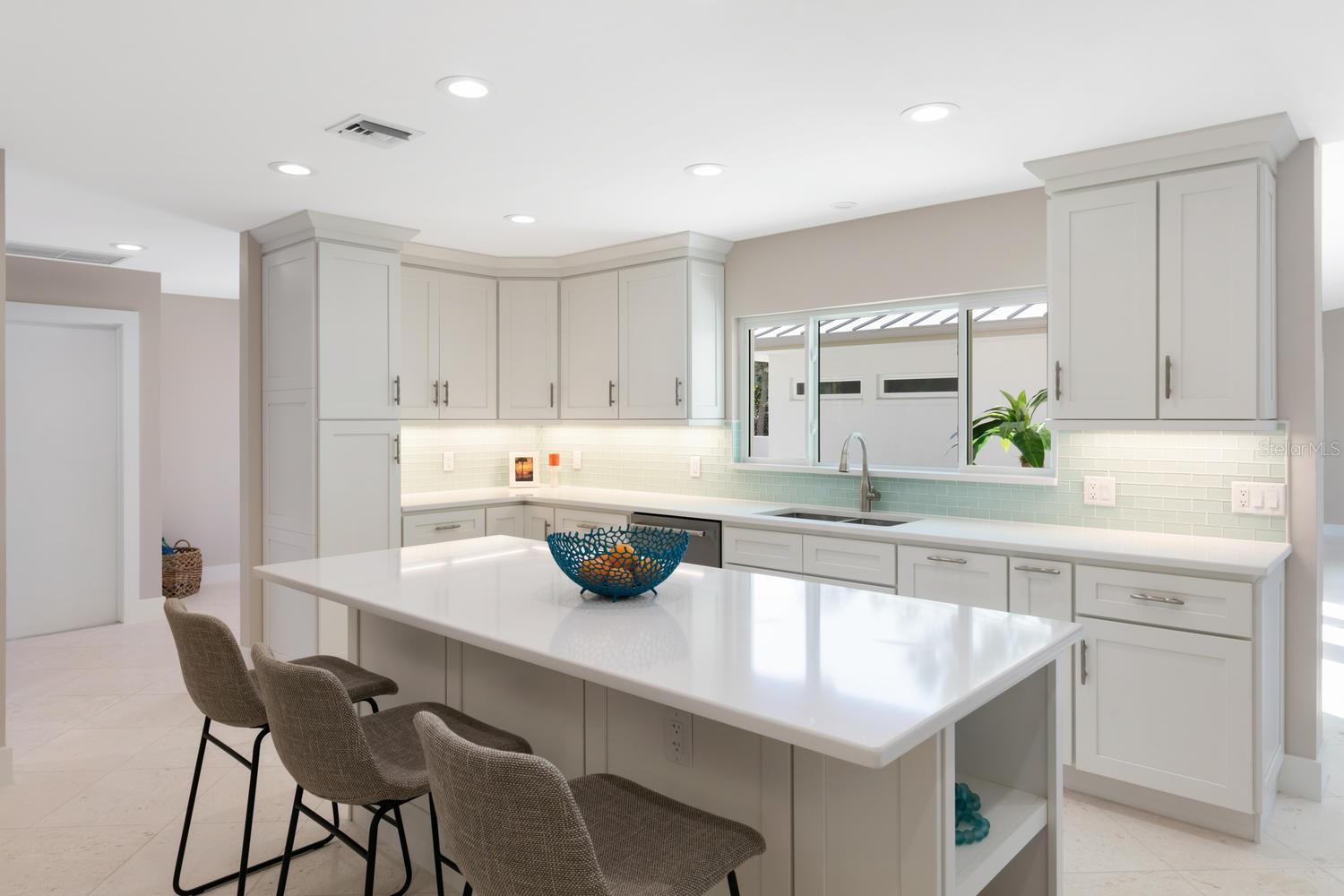 MANASOTA KEY - Residential