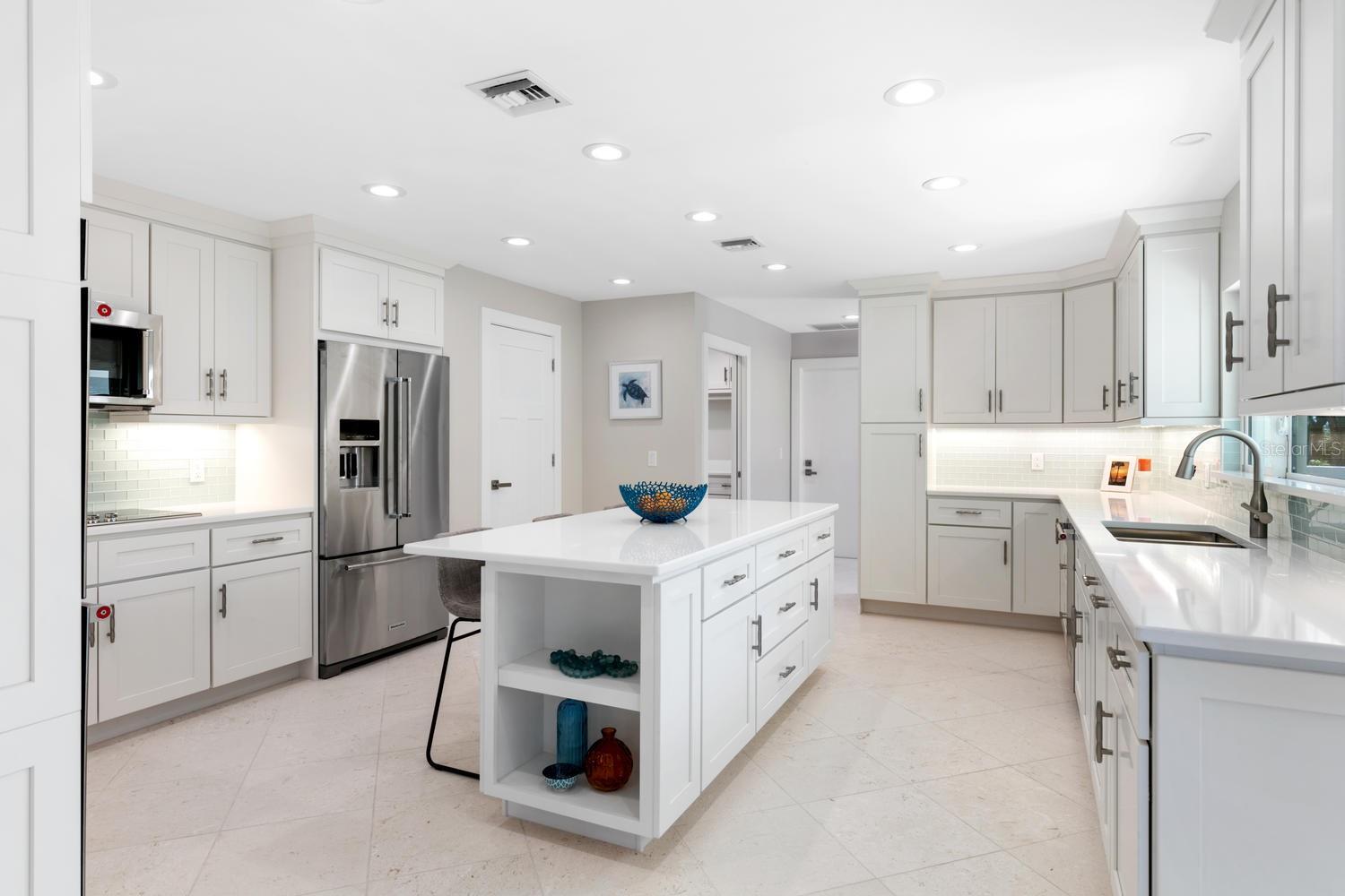 MANASOTA KEY - Residential