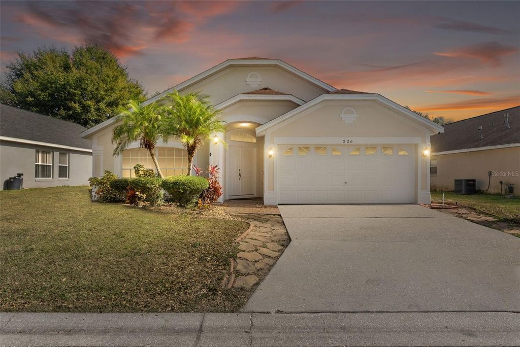 Photo of 226 Jessamine Drive, Davenport, FL 33837 (MLS # O6376906)