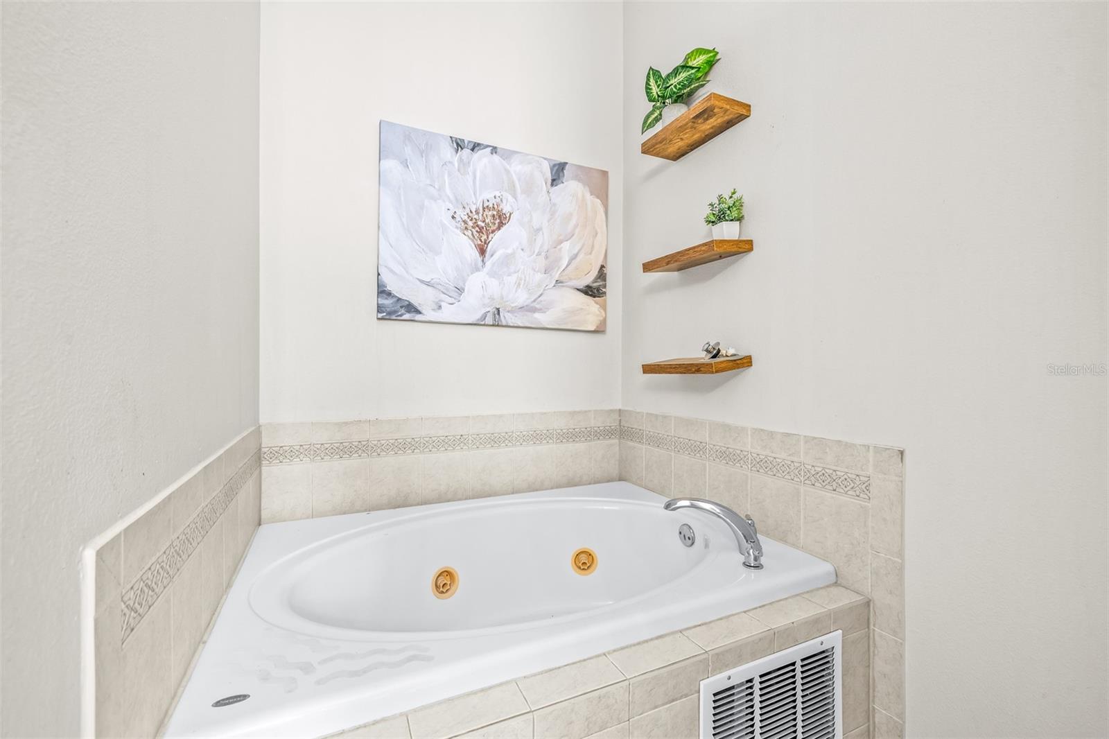 BAYNARD LEE JR 2 - Residential