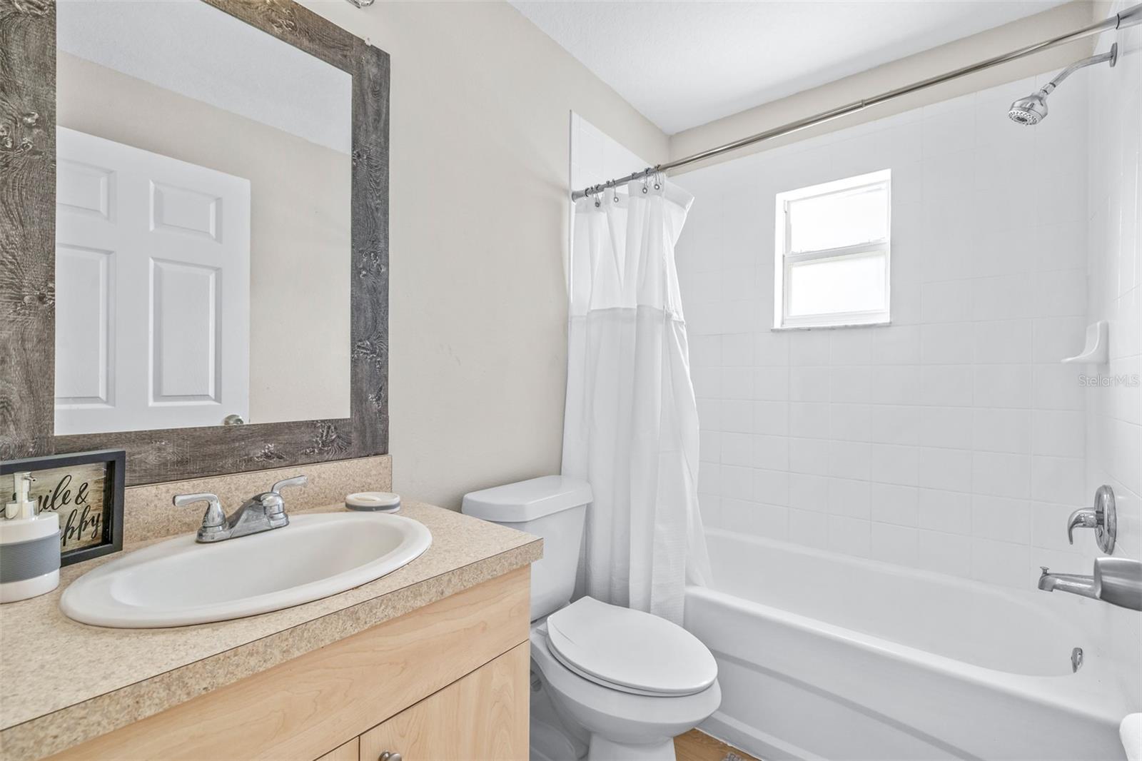 BAYNARD LEE JR 2 - Residential