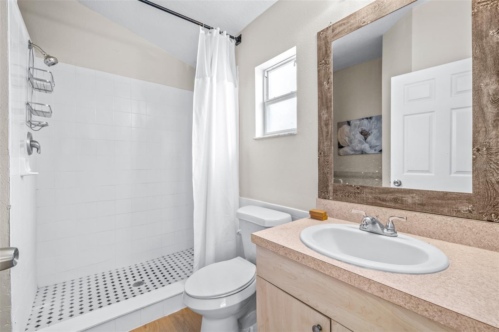 BAYNARD LEE JR 2 - Residential