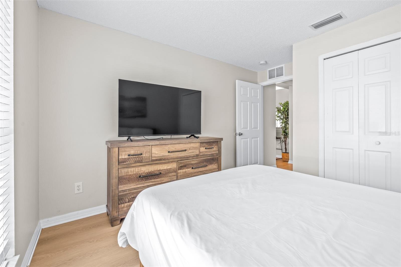 BAYNARD LEE JR 2 - Residential