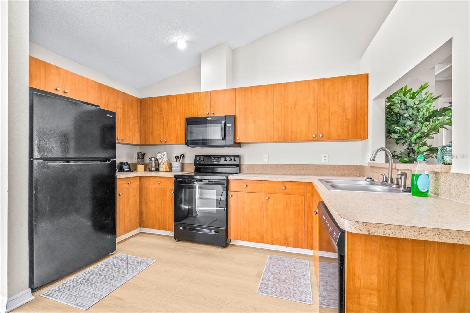 BAYNARD LEE JR 2 - Residential