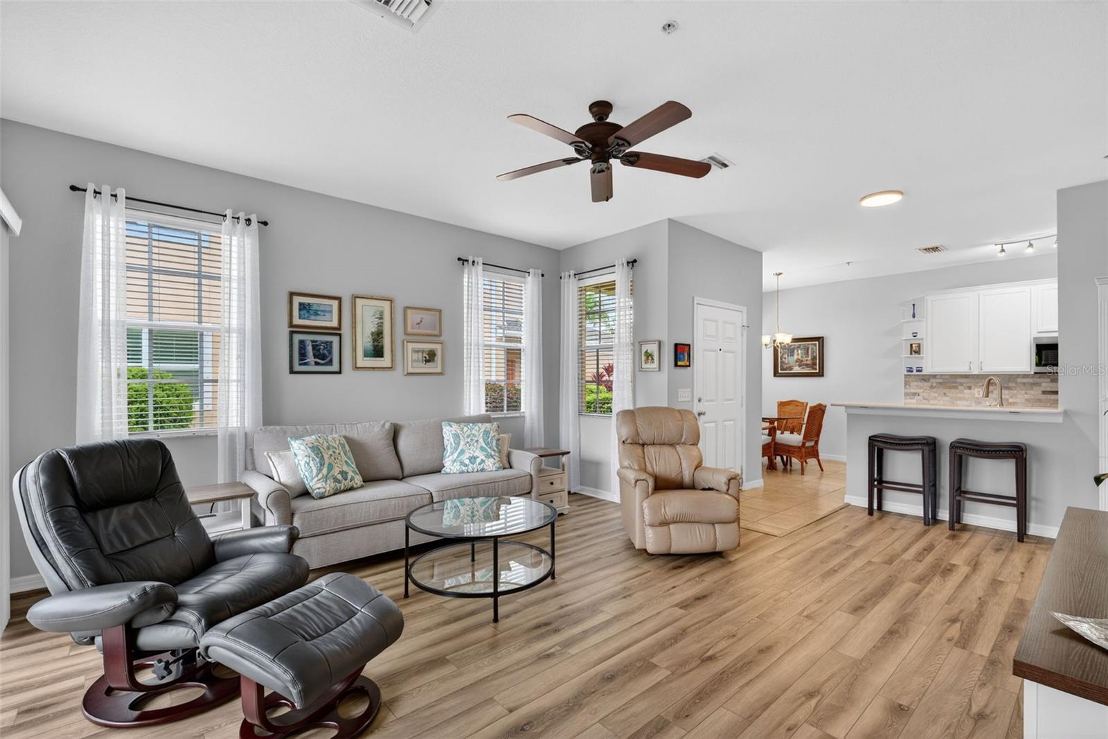 PALMER OAKS PH 1 & 2 - Residential