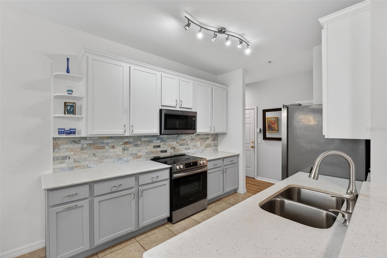 PALMER OAKS PH 1 & 2 - Residential