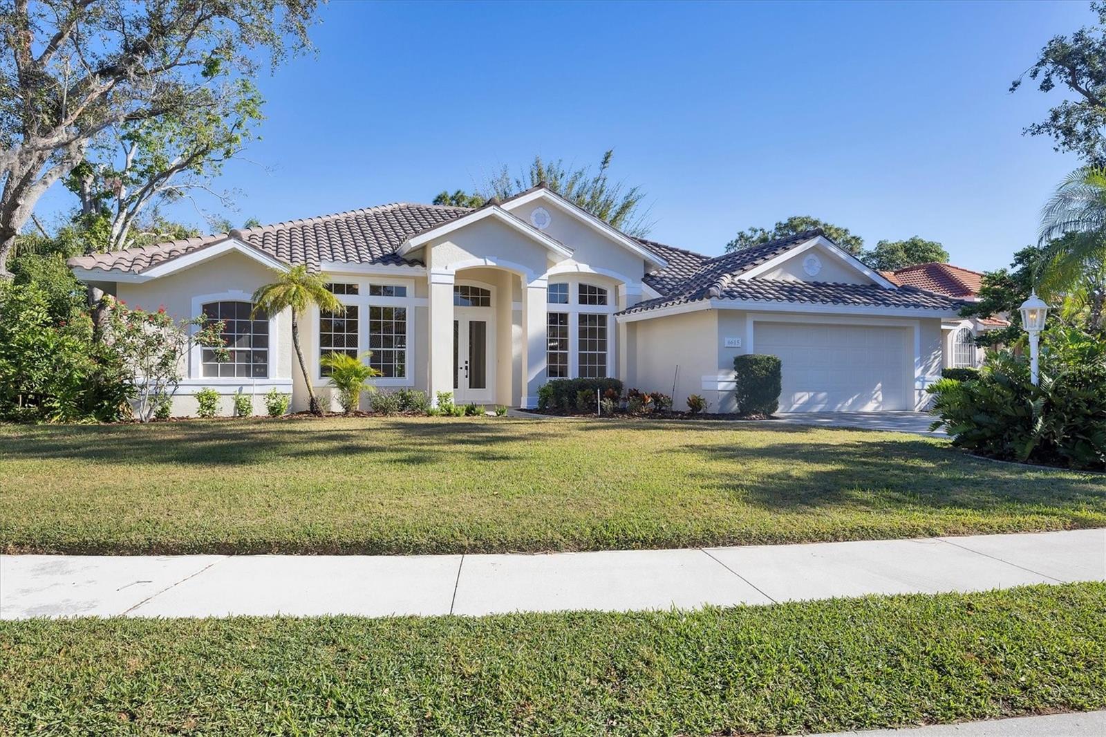 6615 HUNTER COMBE CROSSING