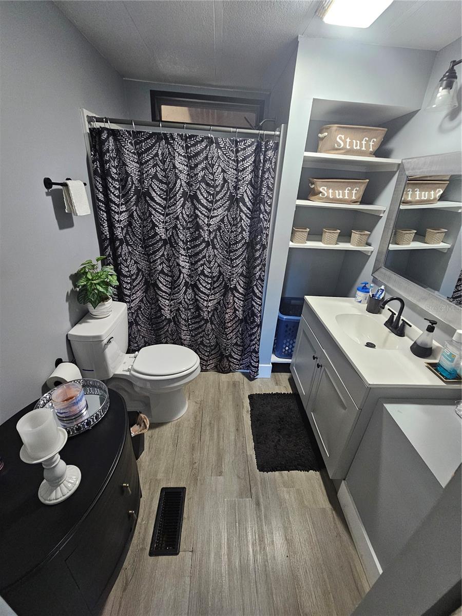 LEISURE WORLD PARK - Residential