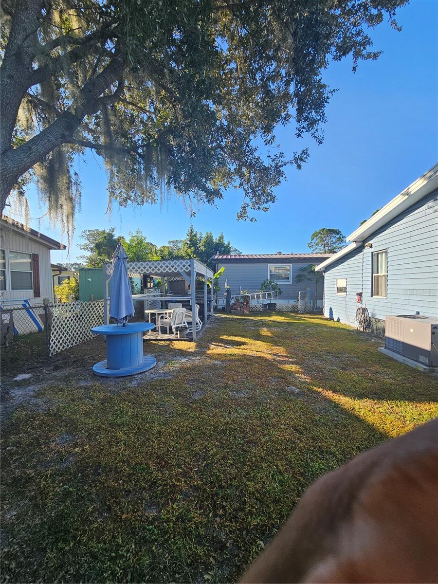 LEISURE WORLD PARK - Residential