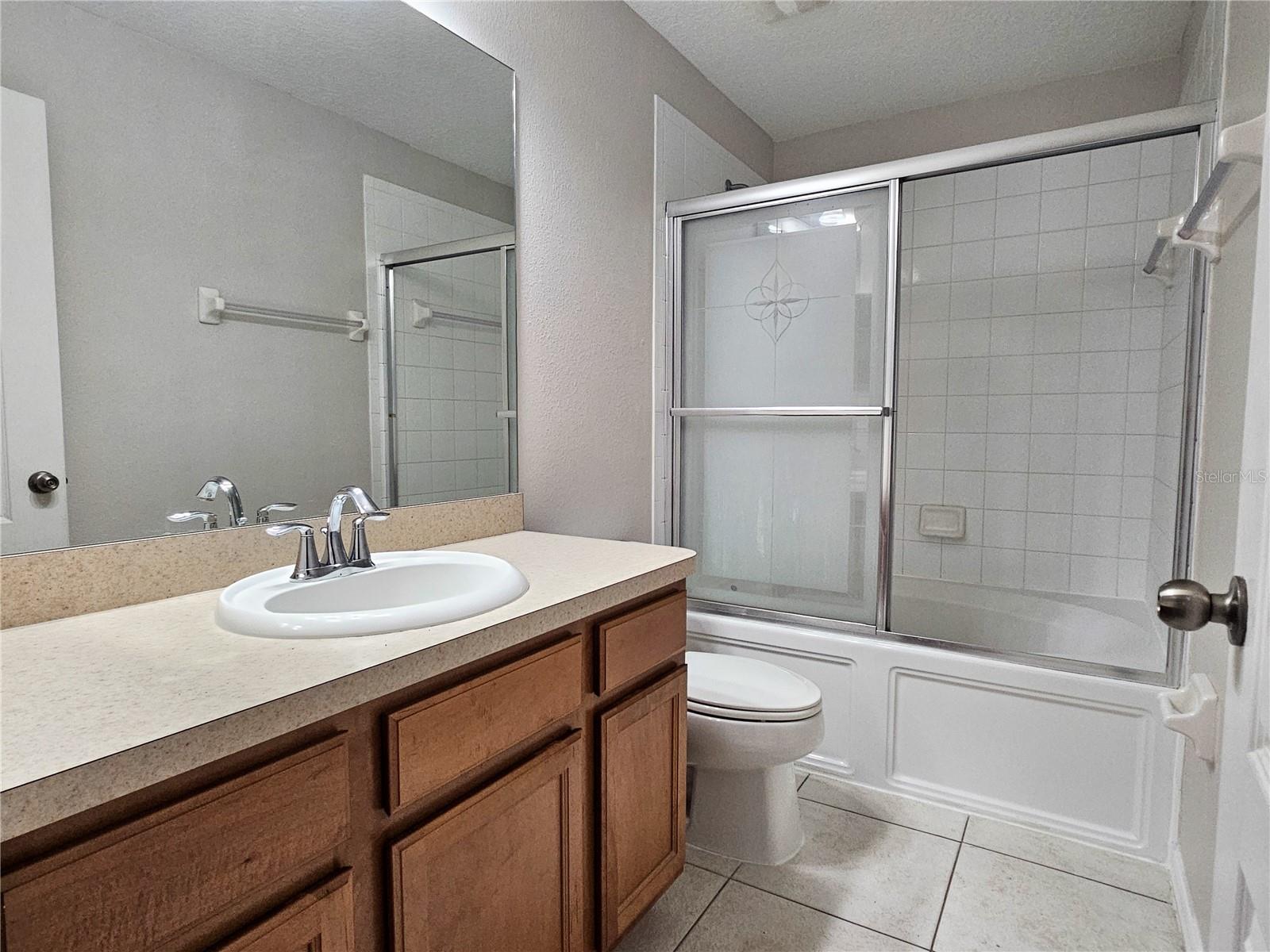 COBBLESTONE LANDING TOWNHOMES - Residential Lease