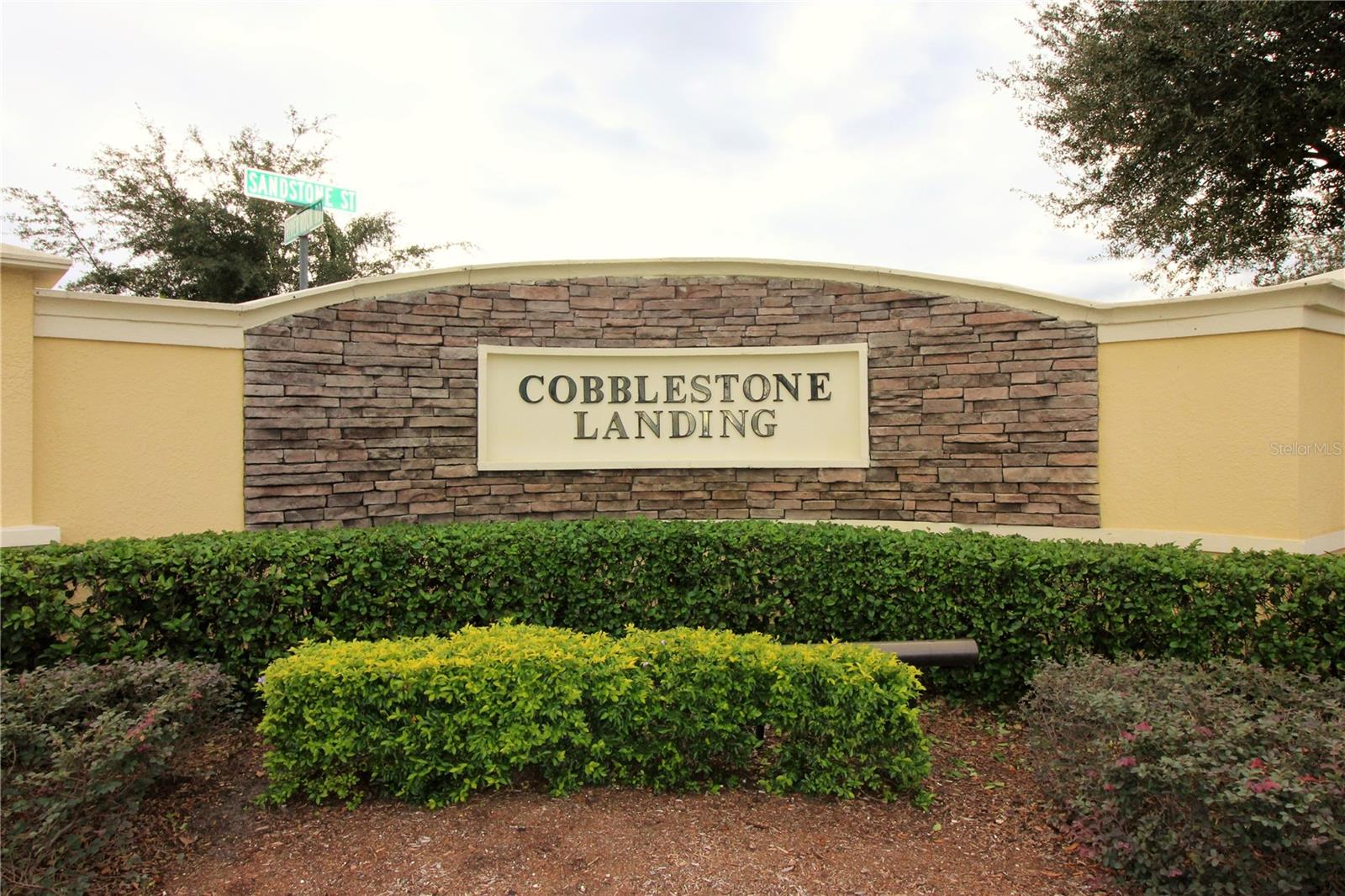COBBLESTONE LANDING TOWNHOMES - Residential Lease