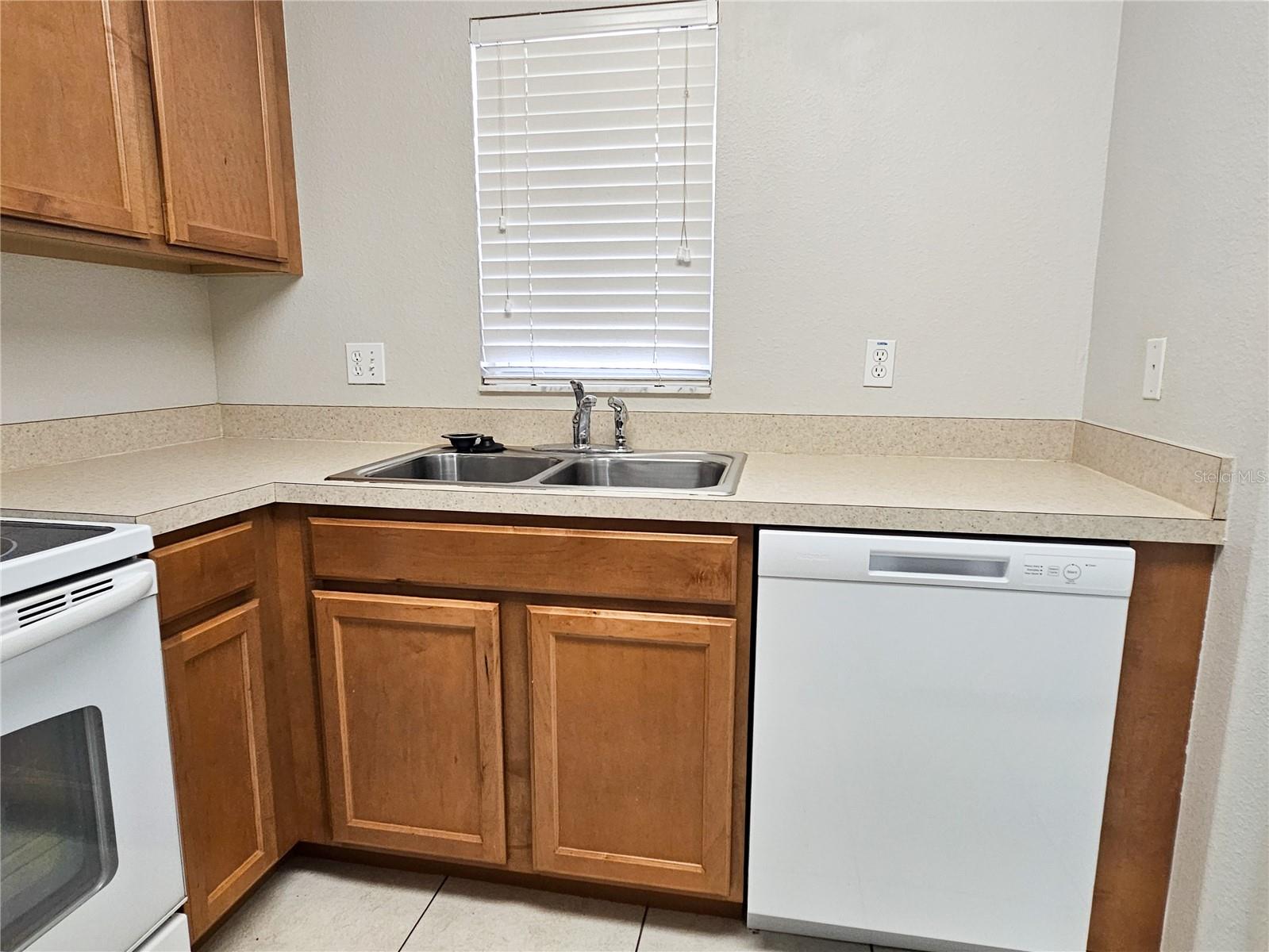 COBBLESTONE LANDING TOWNHOMES - Residential Lease