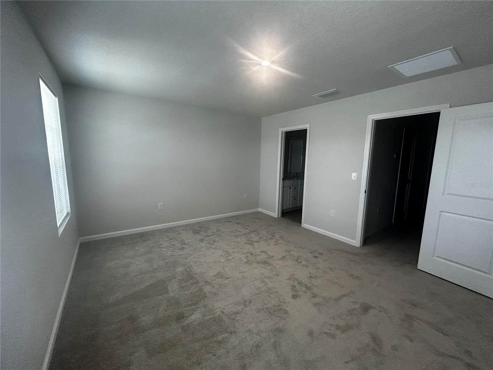 AVALON WOODS PH II - Residential Lease