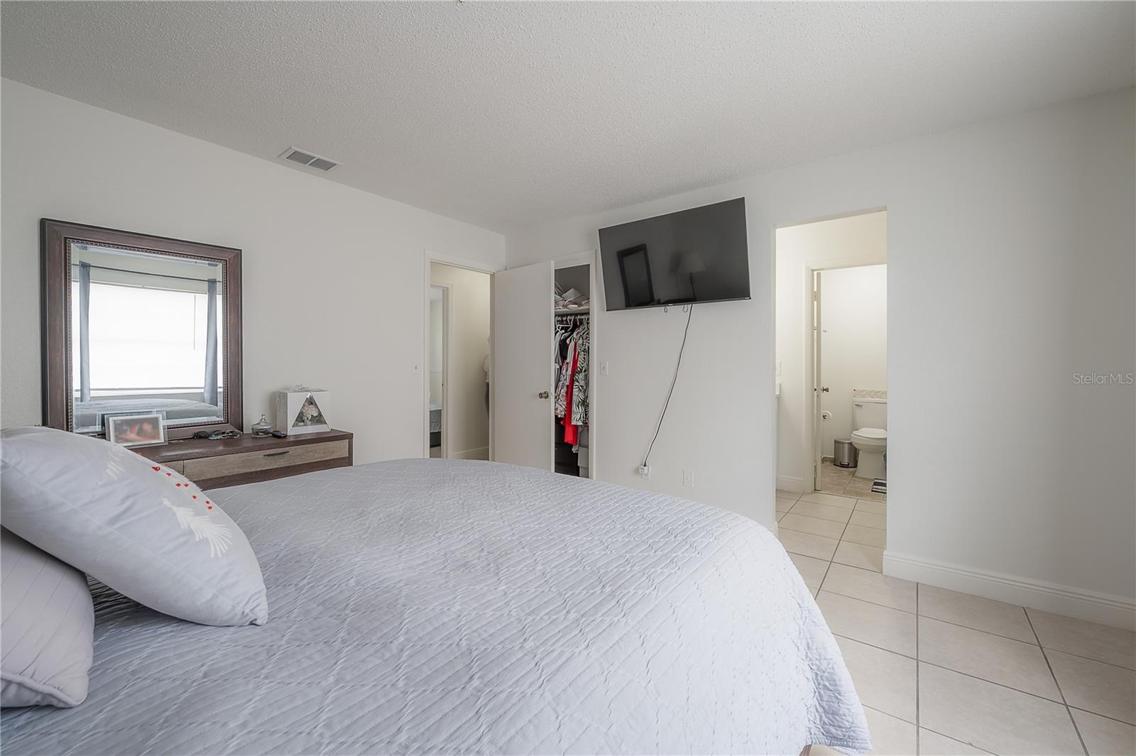 MANHATTAN PALMS CONDO - Residential