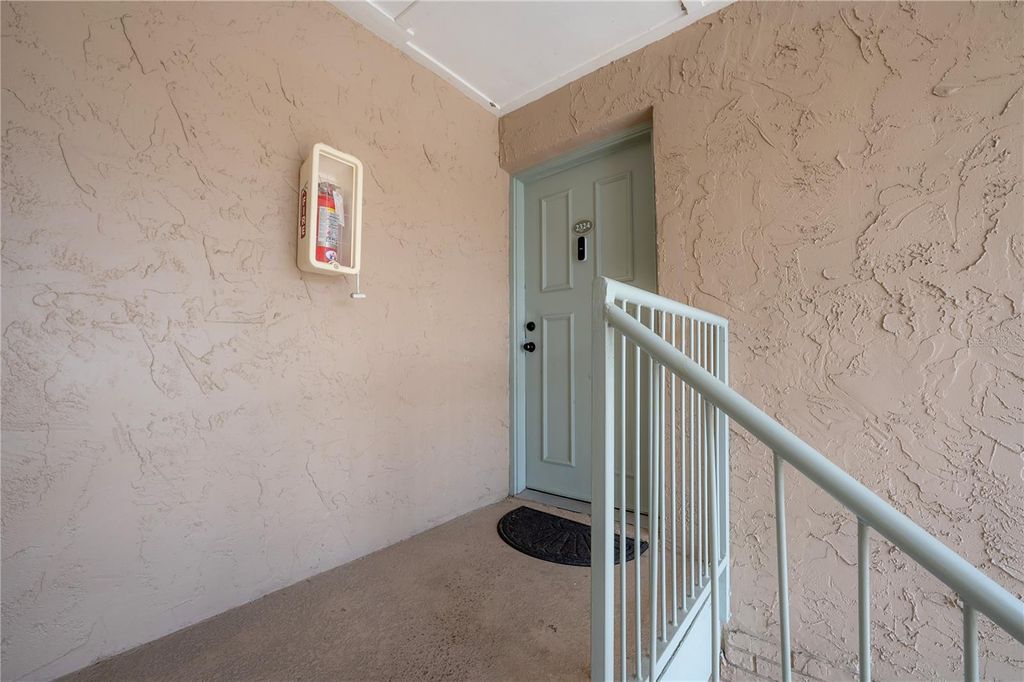 Photo of 7210 N Manhattan Avenue #2324, Tampa, FL 33614 (MLS # TB8446662)