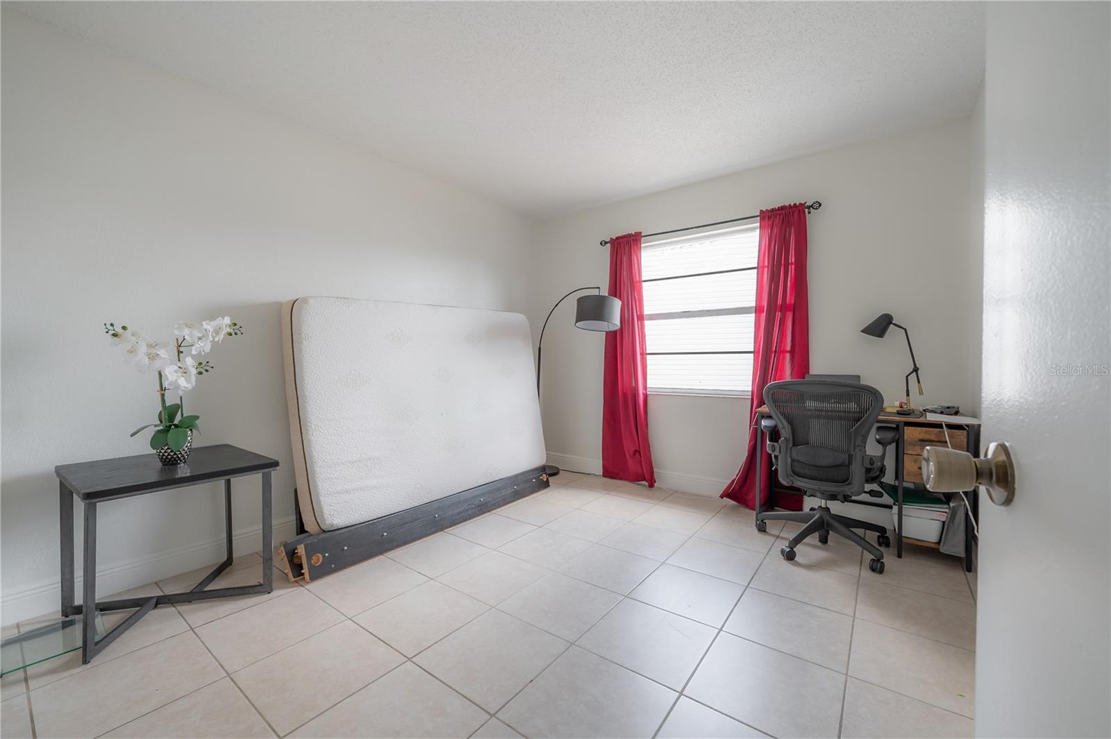 MANHATTAN PALMS CONDO - Residential