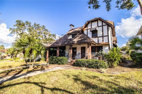 A home in LAKELAND