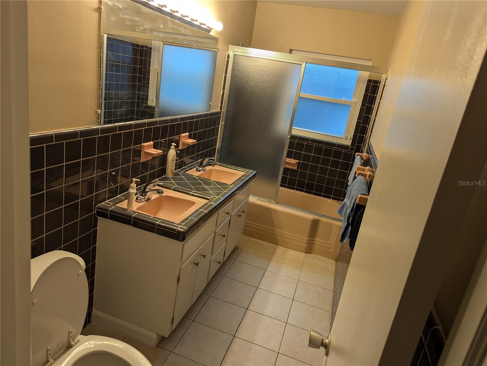 EAST LAKE PARK UNIT ONE - Residential