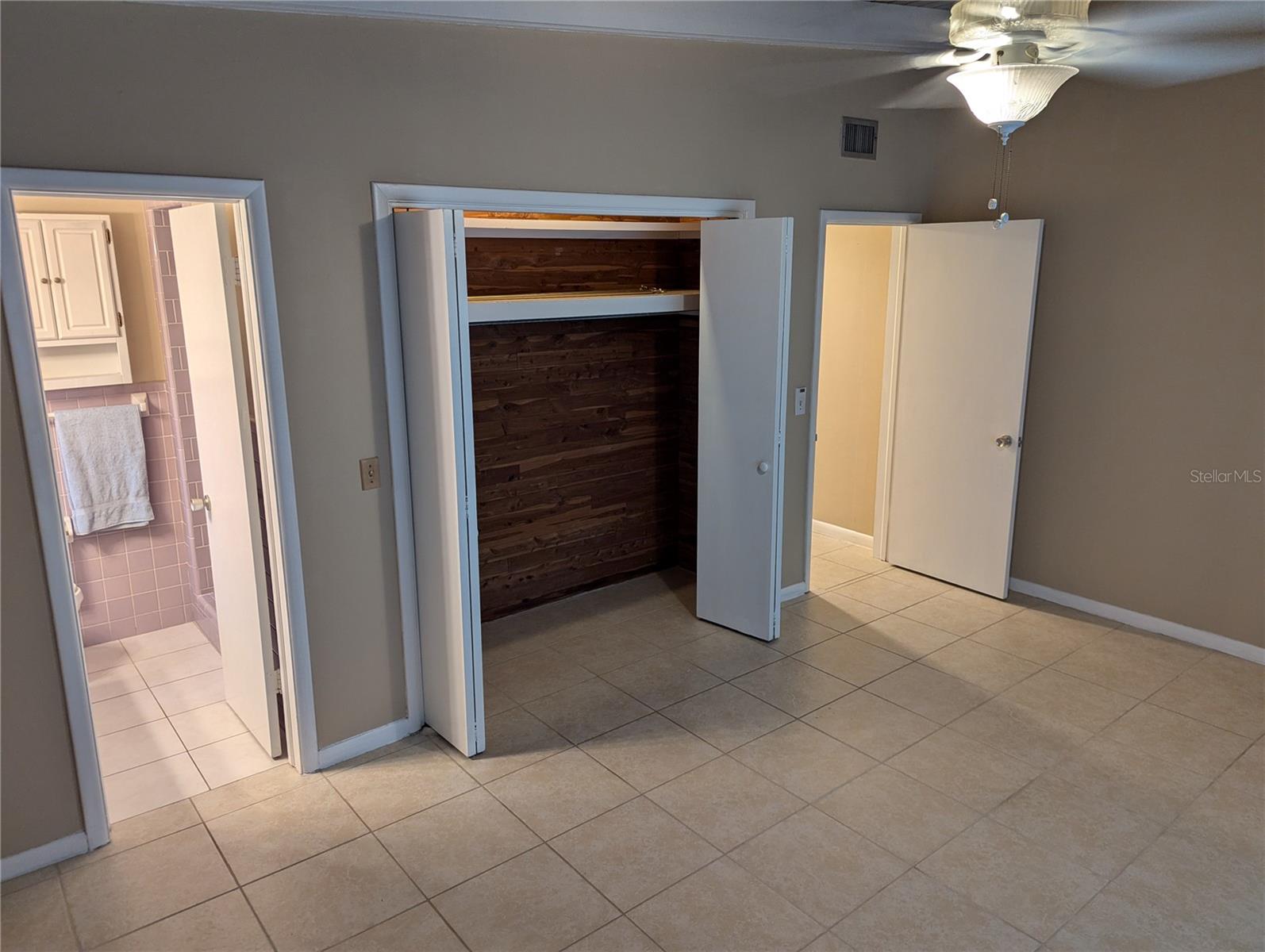 EAST LAKE PARK UNIT ONE - Residential