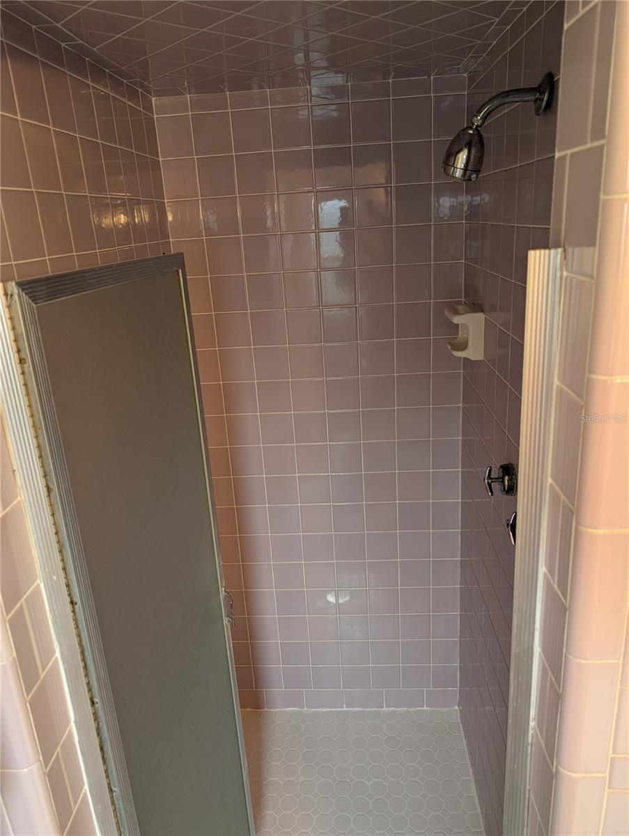 EAST LAKE PARK UNIT ONE - Residential