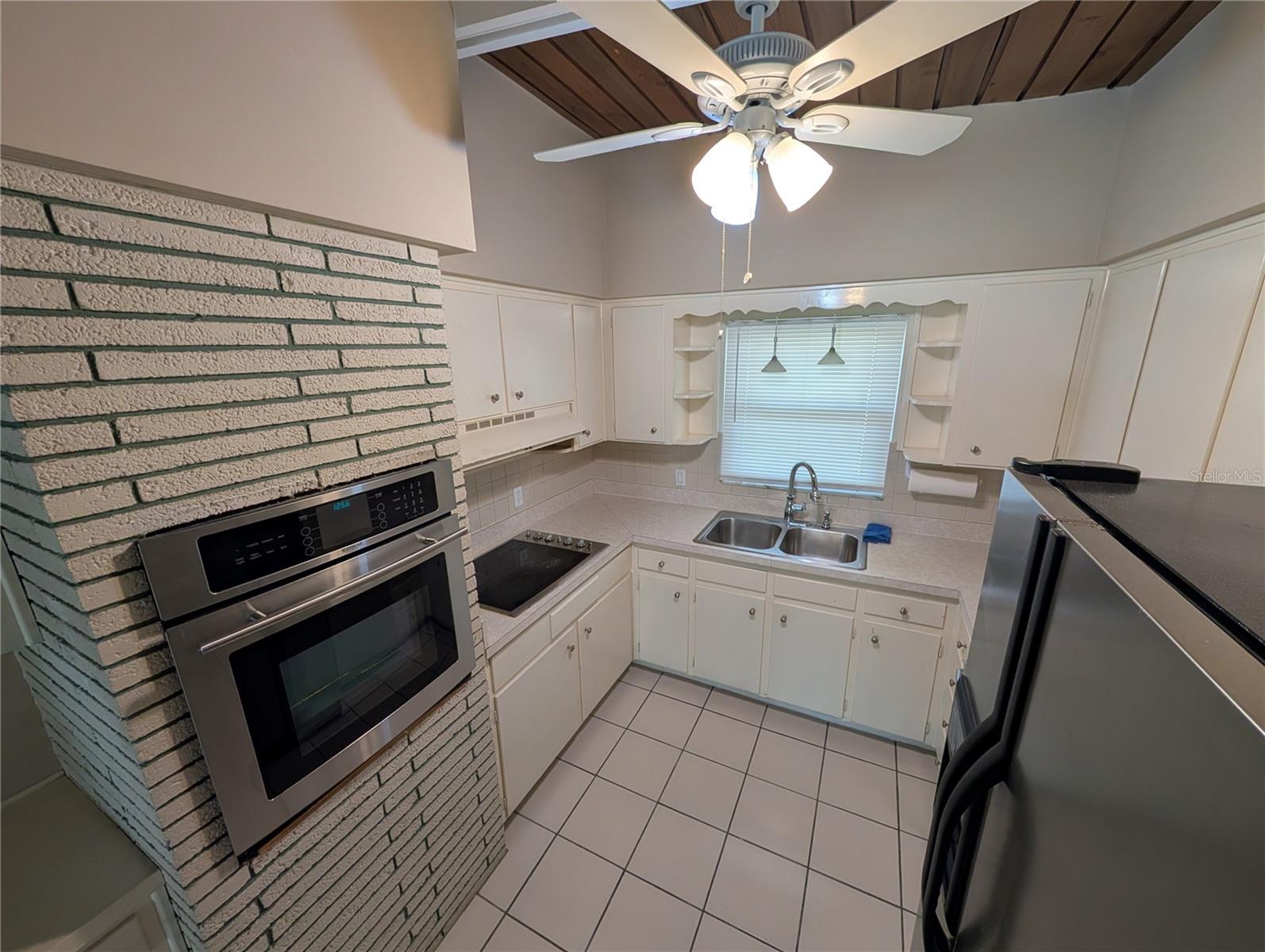 EAST LAKE PARK UNIT ONE - Residential