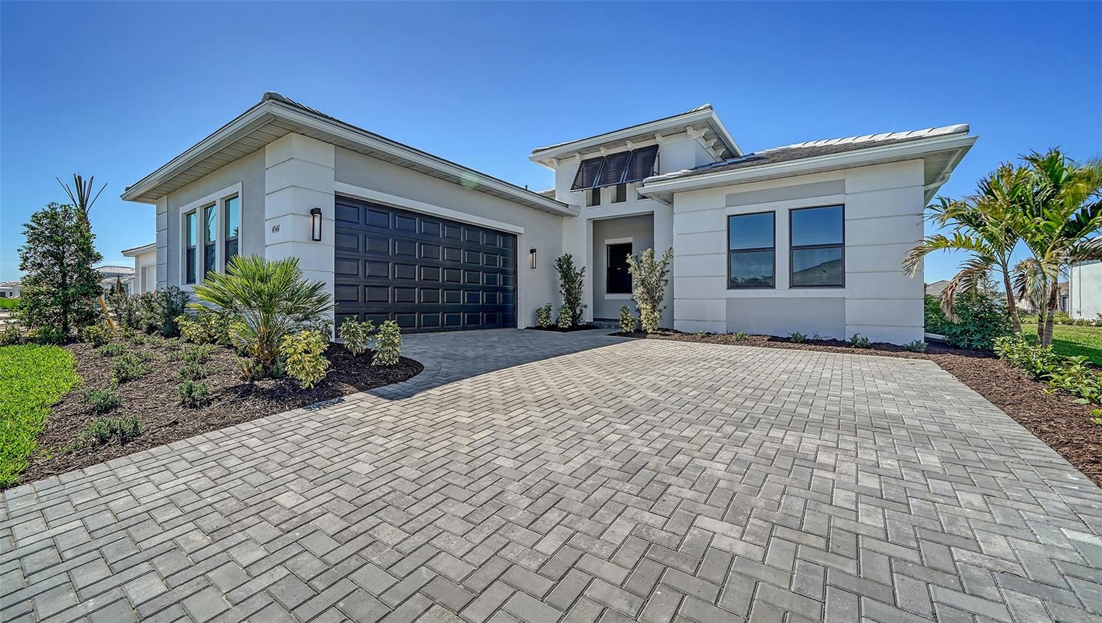 4541 MONDRIAN COURT