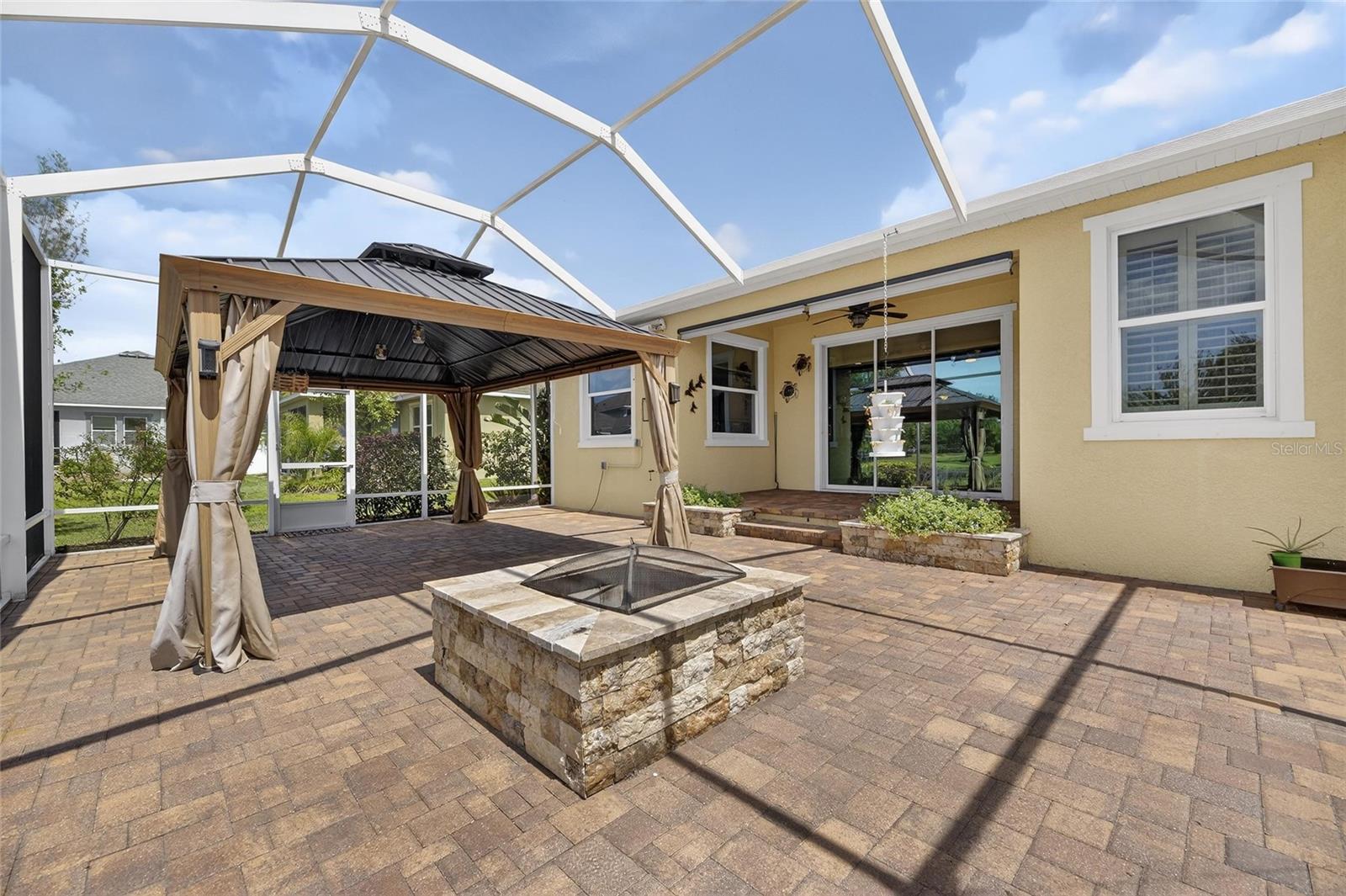 ADMIRAL POINTE AT MIRA BAY - Residential