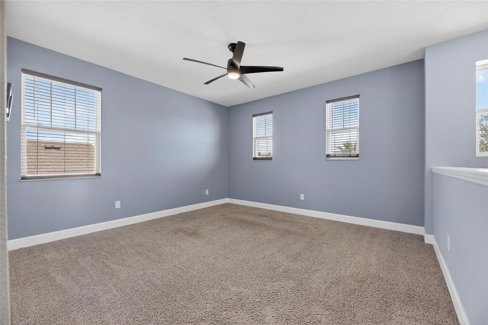 ADMIRAL POINTE AT MIRA BAY - Residential