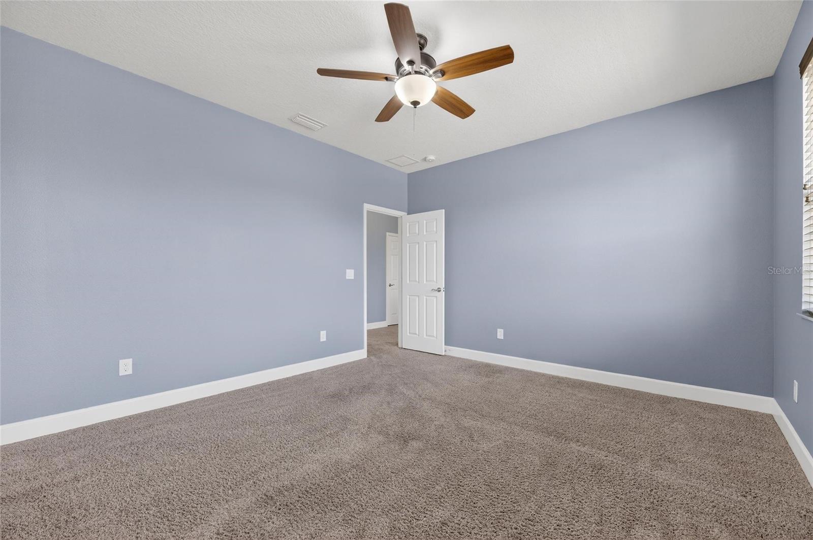 ADMIRAL POINTE AT MIRA BAY - Residential