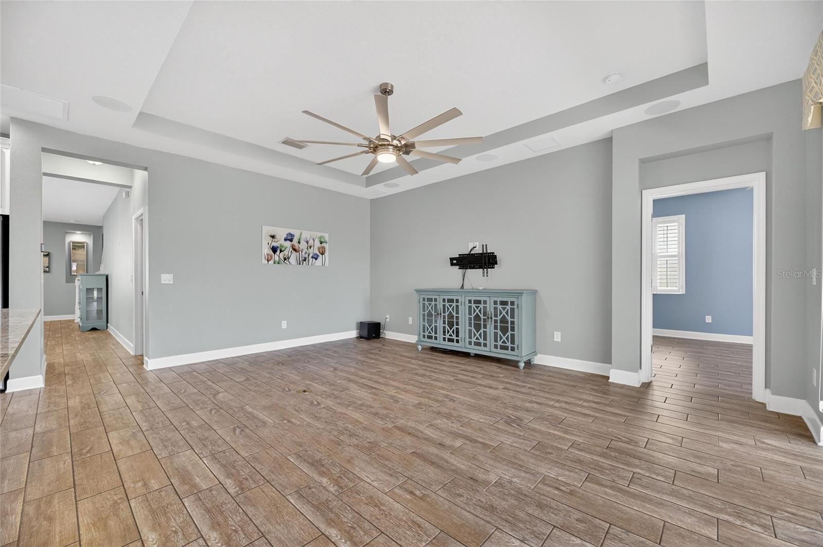 ADMIRAL POINTE AT MIRA BAY - Residential